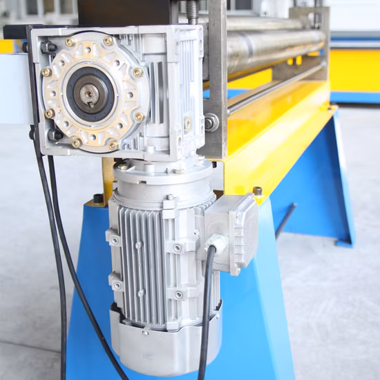 W11g-1.2*1530 Máquina enrolladora deslizante, máquina dobladora de 3 rodillos